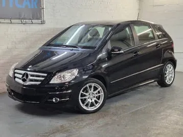 Mercedes-Benz B180 2010 photo 3