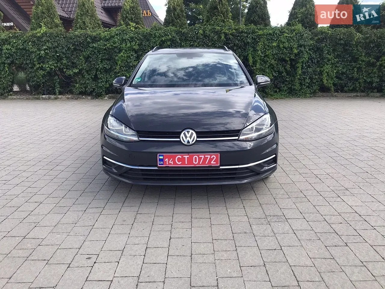Volkswagen Golf 2020 photo 2