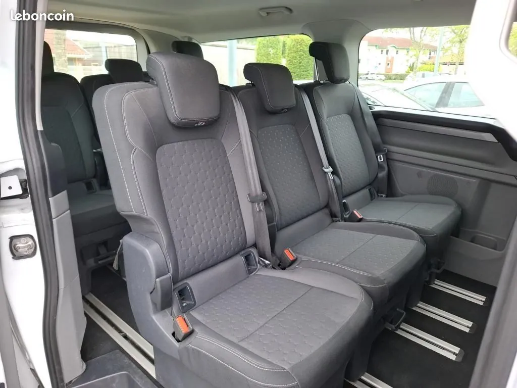 Ford Tourneo Custom 2024 photo 3