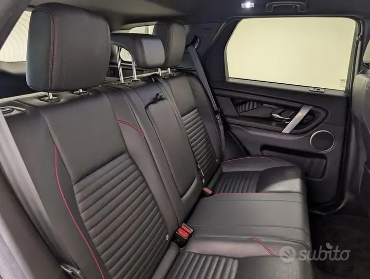 Land Rover Discovery Sport 2022 photo 5