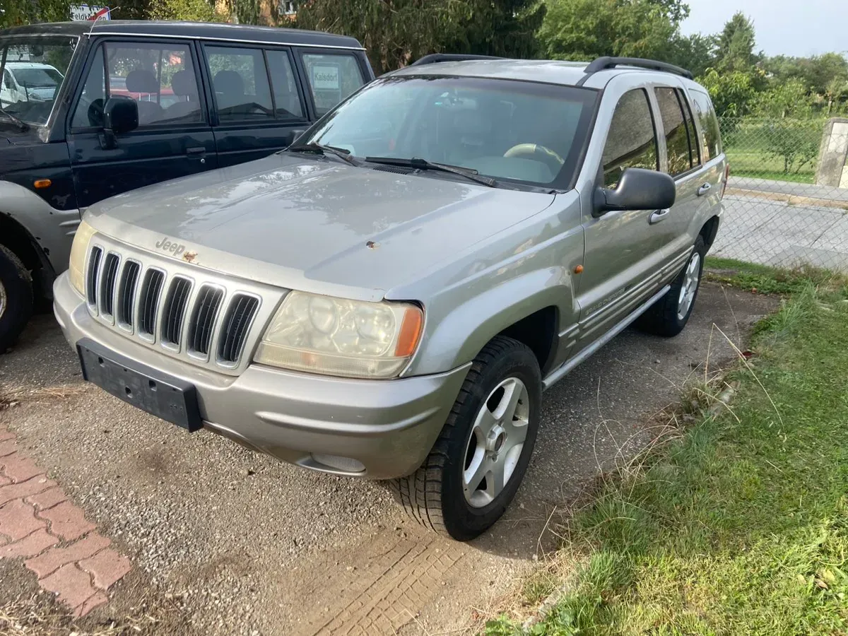 Jeep Grand Cherokee 2000 photo 2