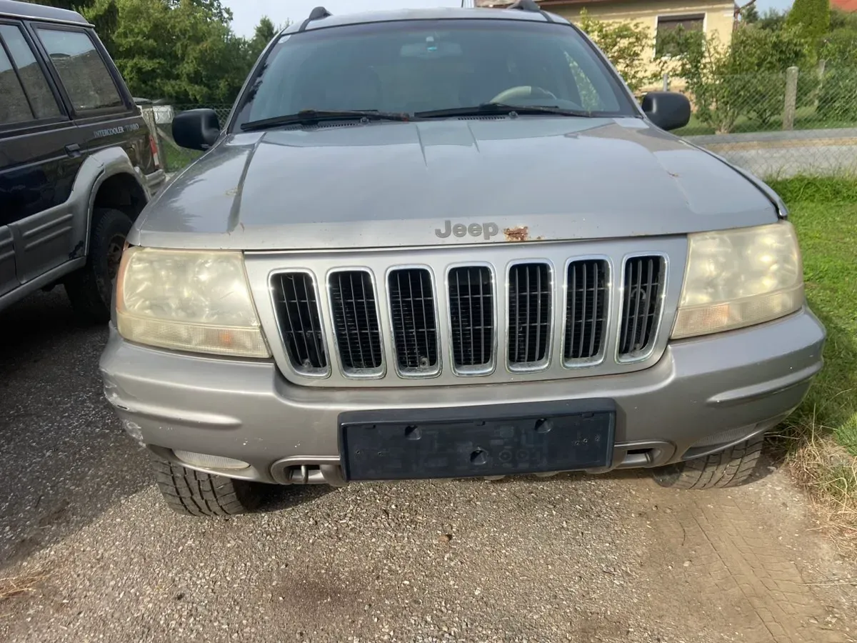 Jeep Grand Cherokee 2000 photo 3