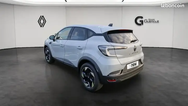 Renault Captur 2025 photo 3
