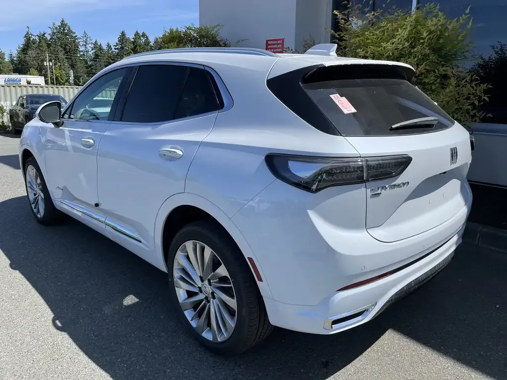 Buick Envision 2026 photo 3