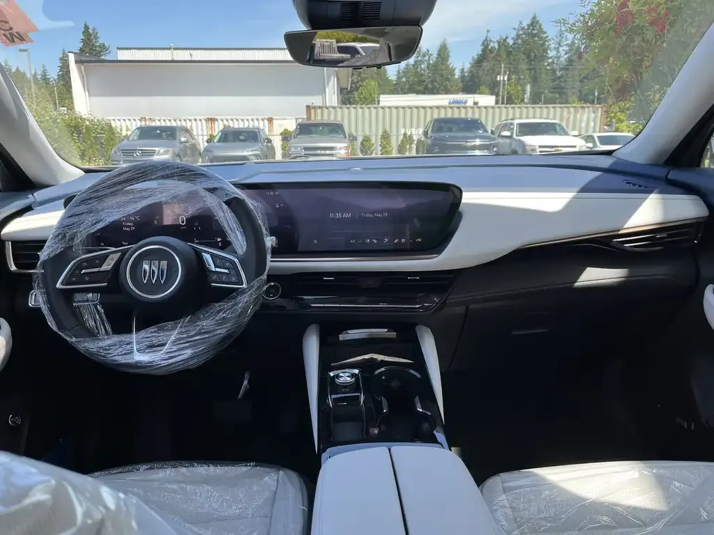 Buick Envision 2026 photo 5