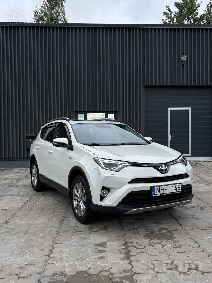 Toyota Rav4 2017 photo 2
