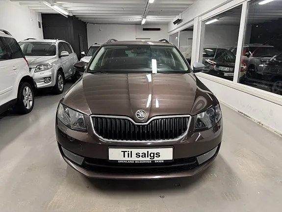 Skoda Octavia 2014 photo 2