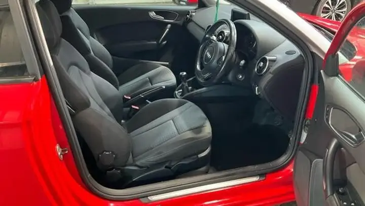 Audi A1 2011 photo 5
