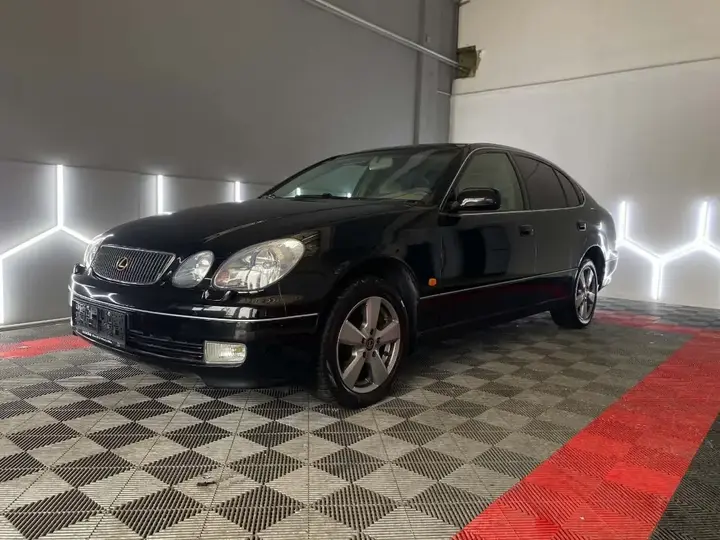 Lexus Gs 2000 photo 2