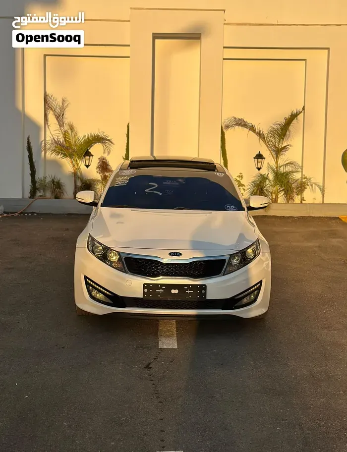 Kia K5 2012 photo 2