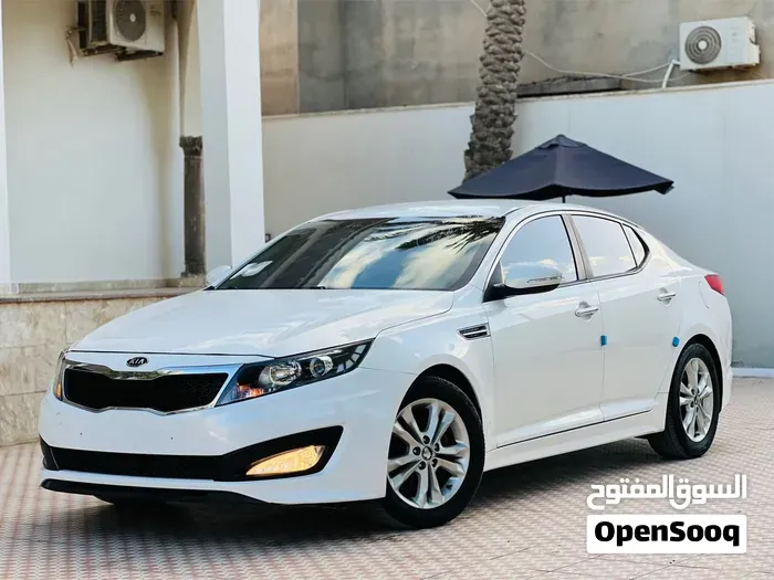Kia K5 2012 photo 5