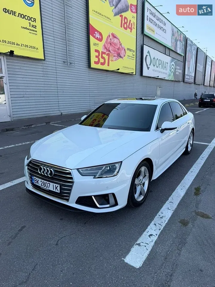 Audi A4 2018 photo 3