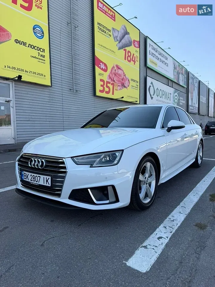 Audi A4 2018 photo 4