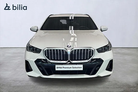 BMW 530E 2025 photo 5