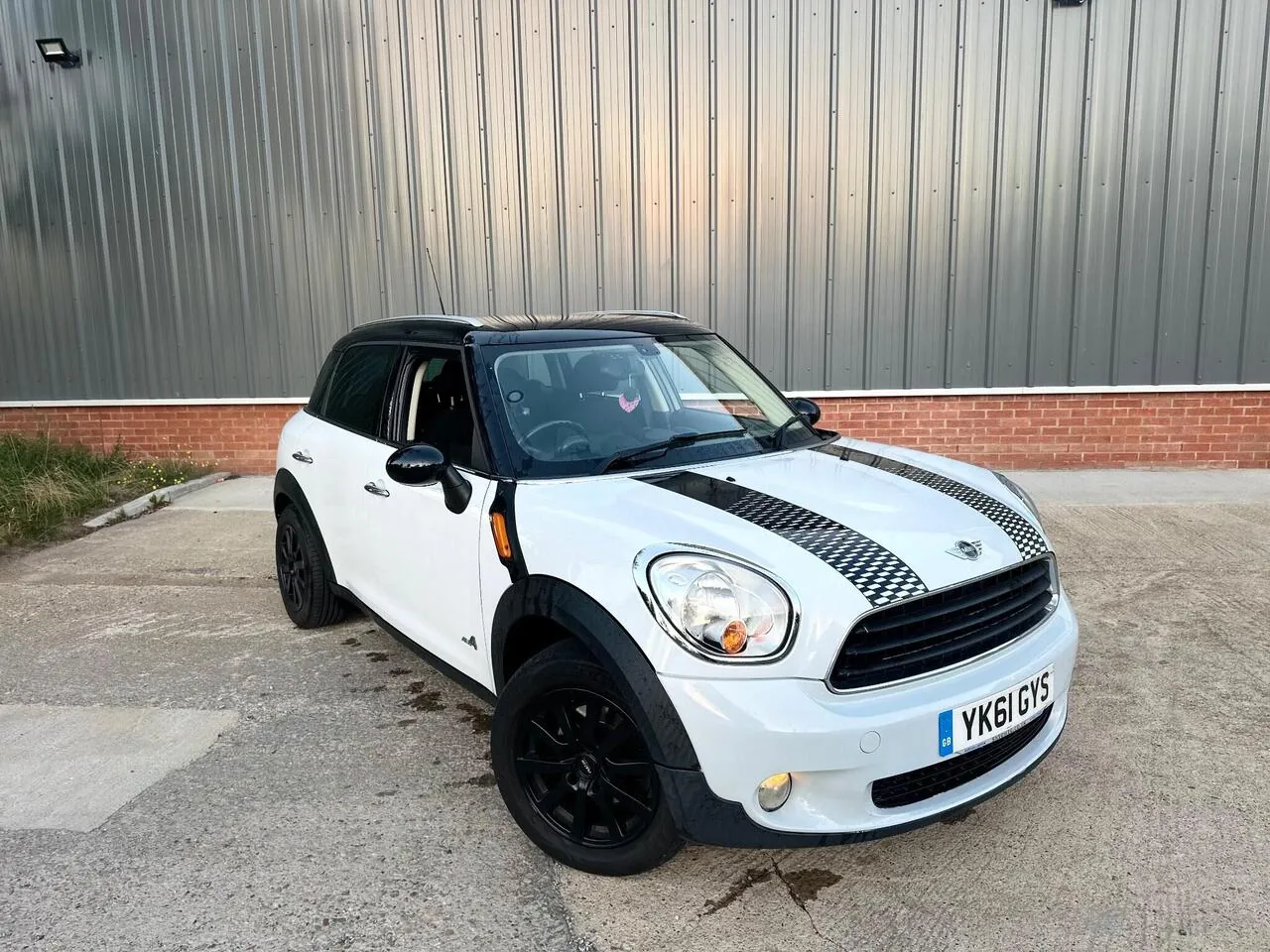 Mini Countryman 2011 photo 2