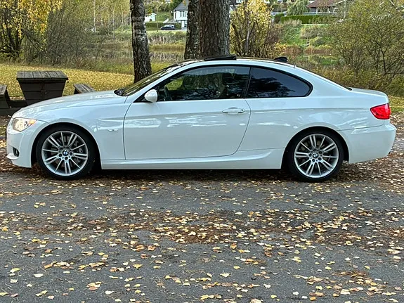 BMW 335I 2012 photo 2