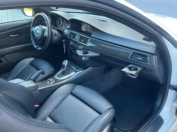 BMW 335I 2012 photo 3