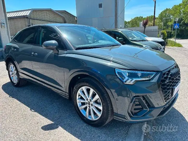 Audi Q3 2024 photo 3