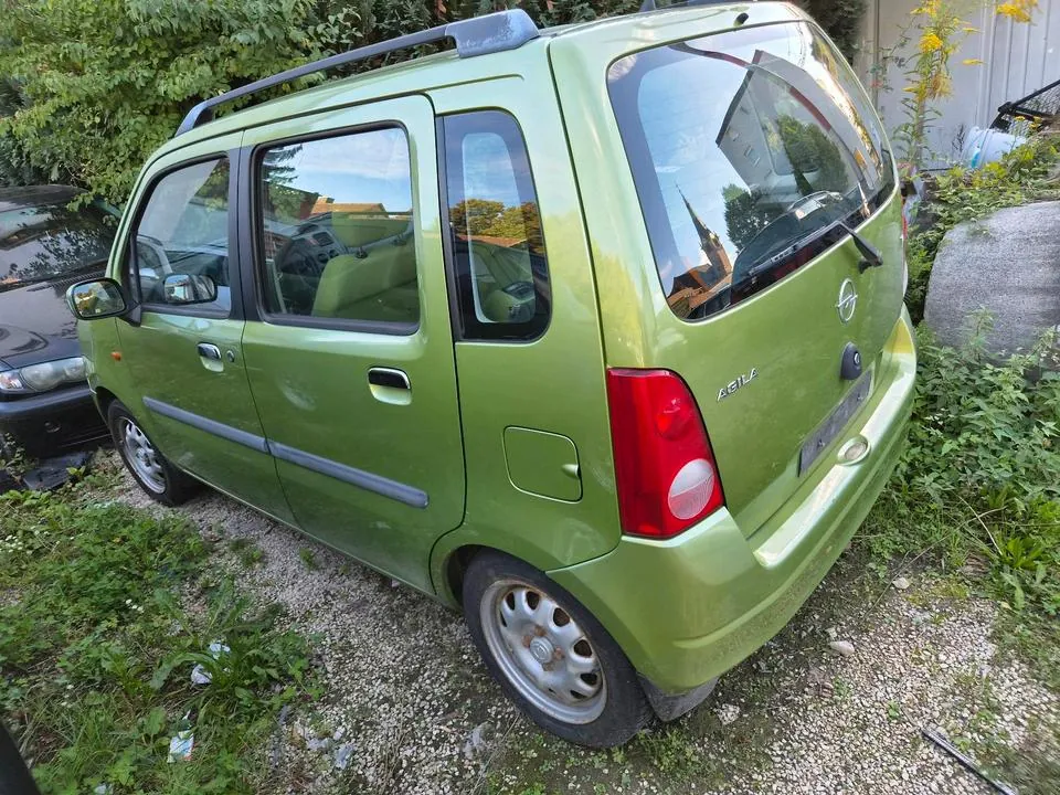 Opel Agila