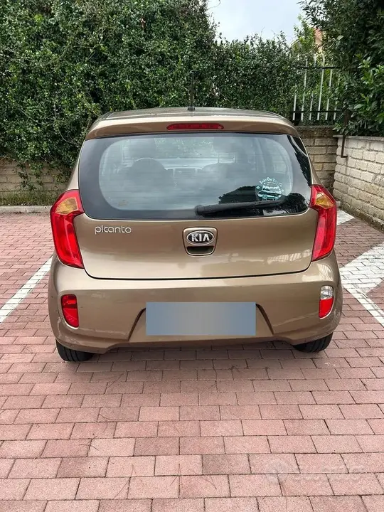 Kia Picanto 2013 photo 3