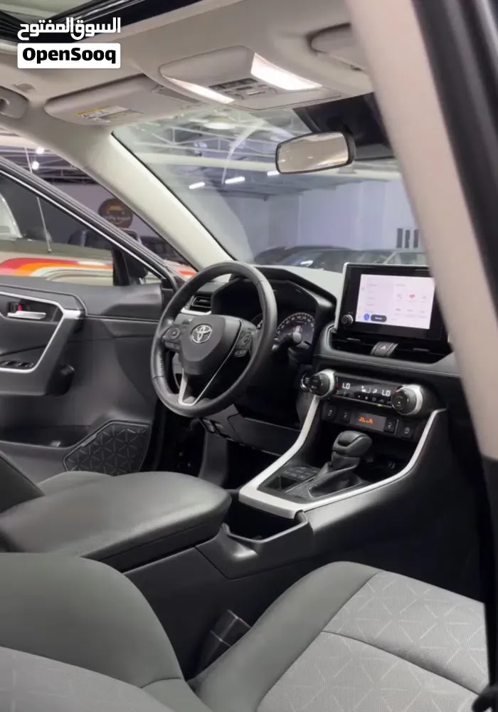Toyota Rav 4 2024 photo 2