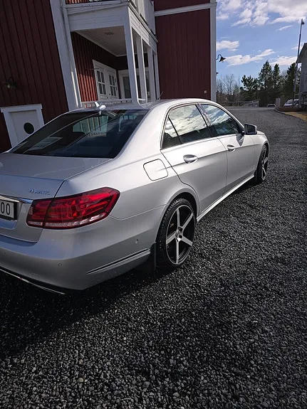 Mercedes-Benz E250 2014 photo 2