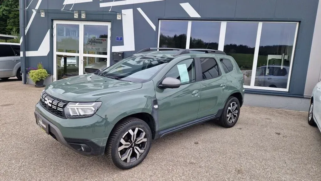 Dacia Duster 2023 photo 3
