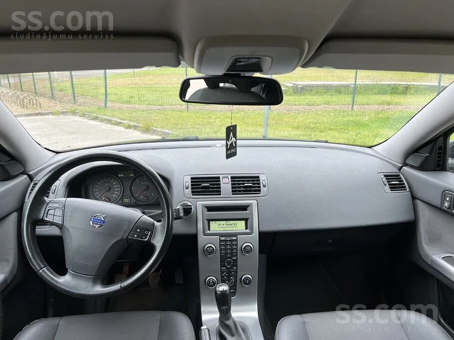 Volvo V50 2009 photo 4