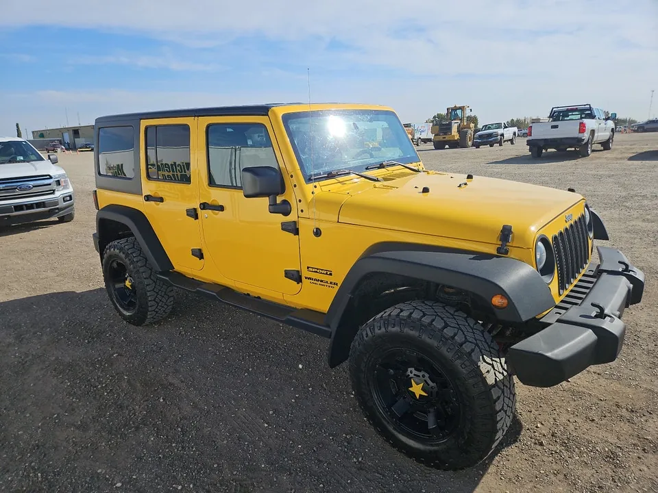 Jeep Wrangler Unlimited 2015 photo 2