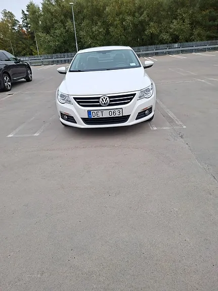 Volkswagen Passat Cc 2010 photo 4