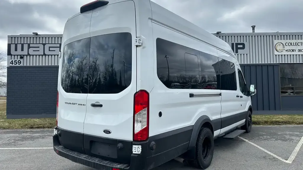 Ford Transit Passenger Wagon 2019 photo 4
