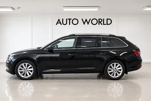 Skoda Superb 2019 photo 4