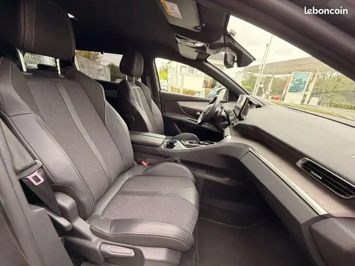 Peugeot 5008 2024 photo 5