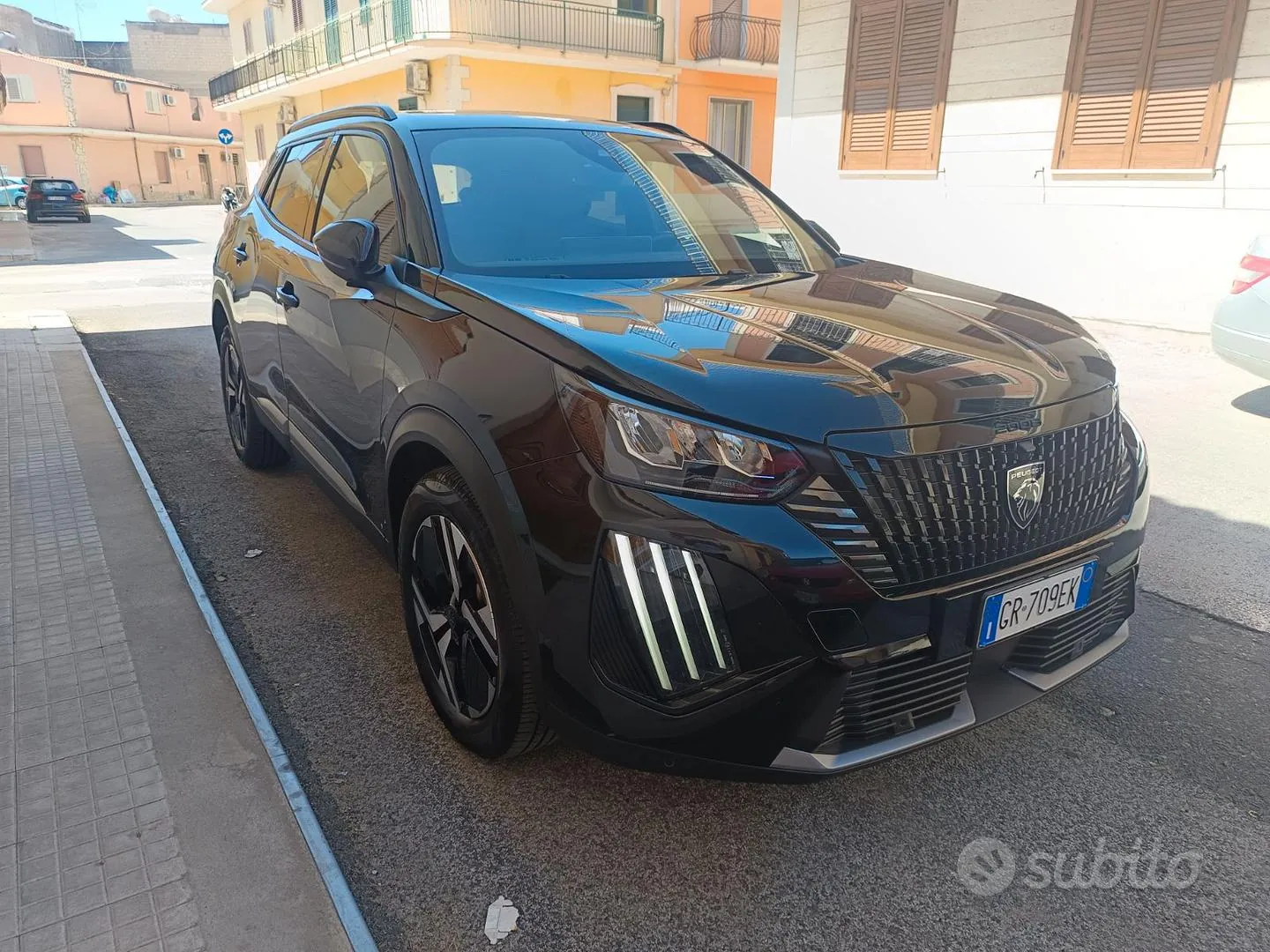 Peugeot 2008 2023 photo 2
