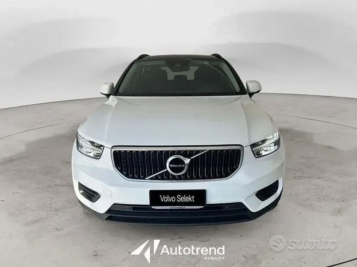 Volvo Xc40 2022 photo 4