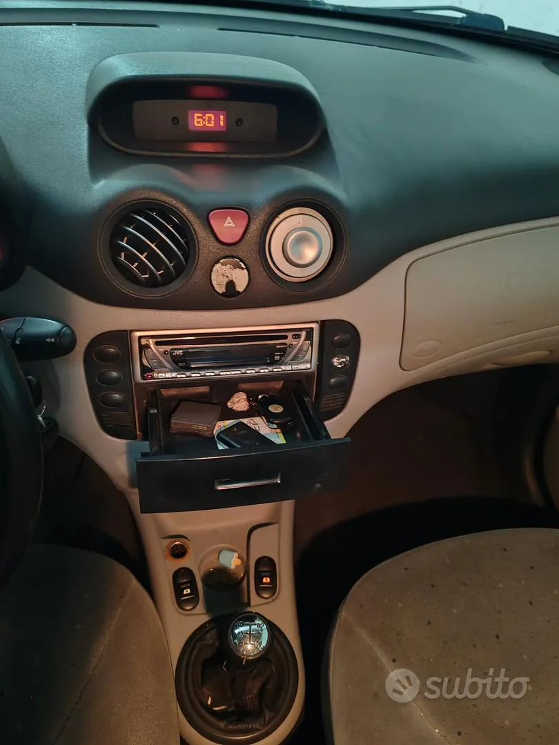 Citroen C3 2006 photo 4