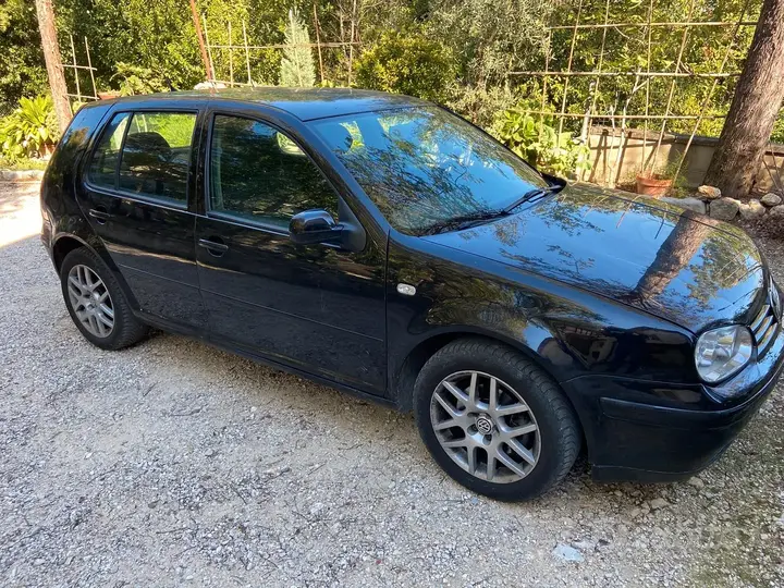 Volkswagen Golf 2002 photo 3