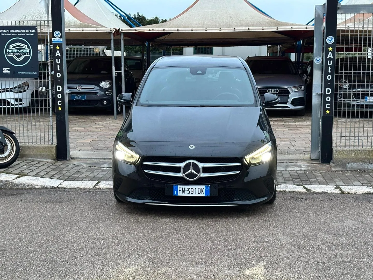 Mercedes-Benz B180D 2019 photo 2