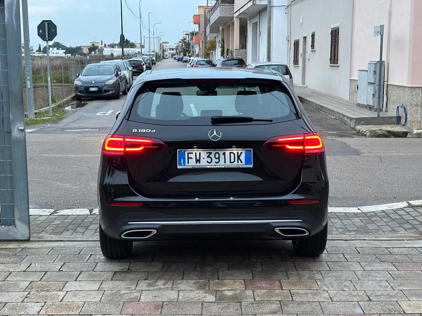Mercedes-Benz B180D 2019 photo 5