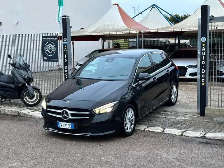 Mercedes-Benz B180D