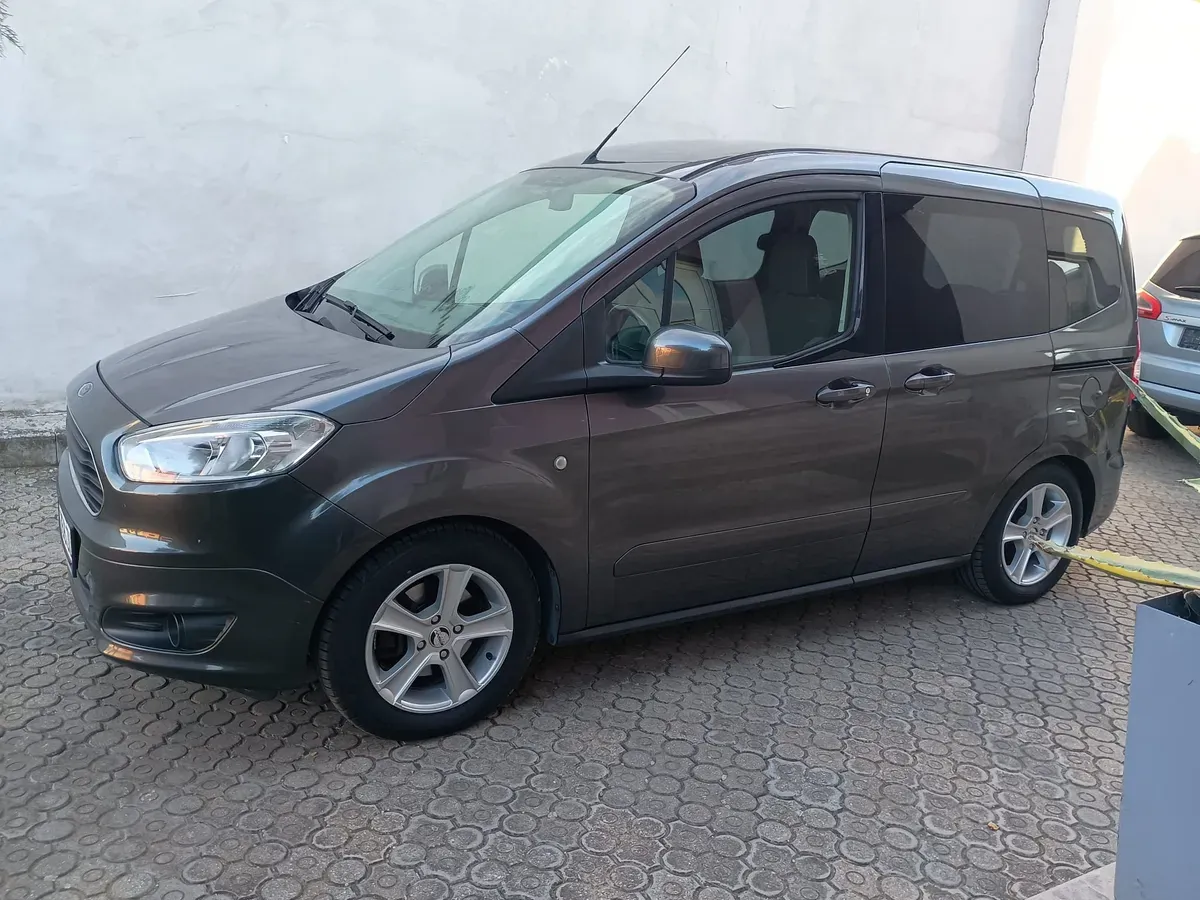 Ford Tourneo Courier
