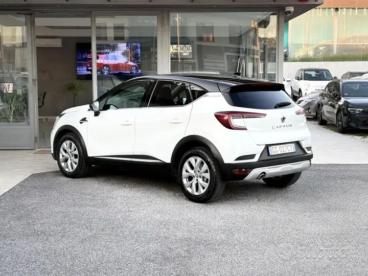 Renault Captur 2021 photo 4