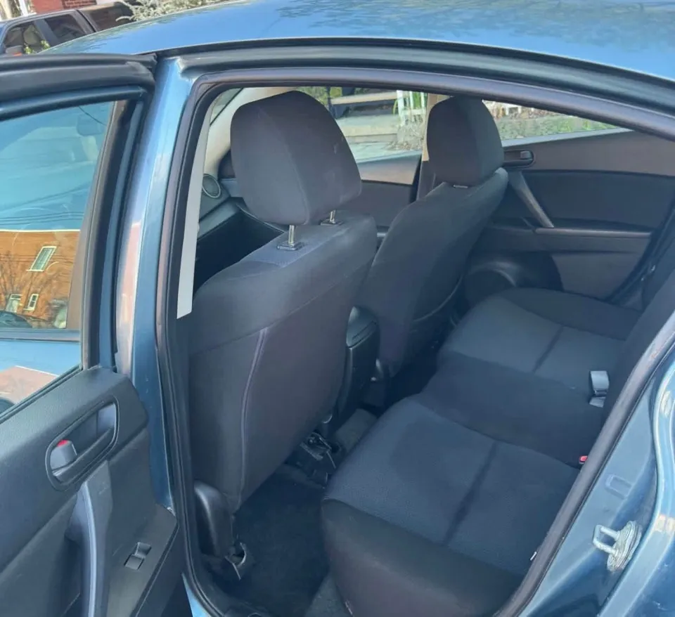 Mazda 3 2010 photo 5