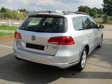 Volkswagen Passat 2012 photo 3