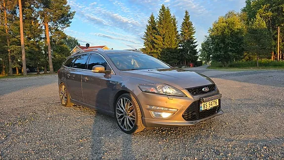 Ford Mondeo 2011 photo 2