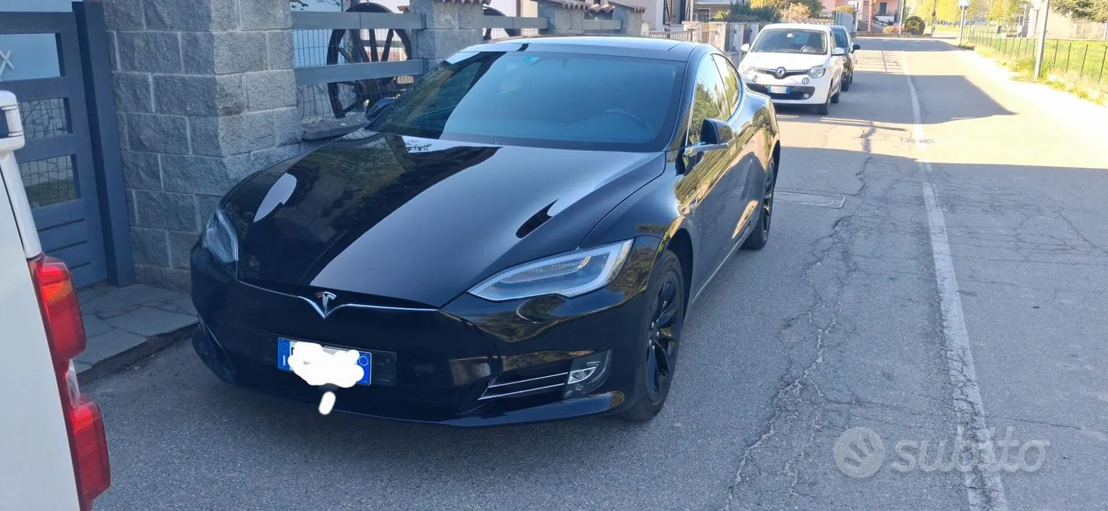 Tesla Model S 2018 photo 2