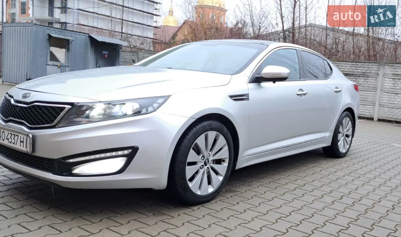Kia Optima 2011 photo 2