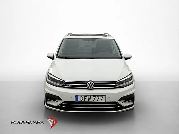 Volkswagen Touran 2018 photo 2