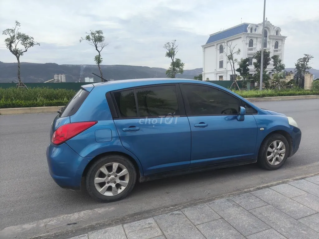 Nissan Tiida 2008 photo 4
