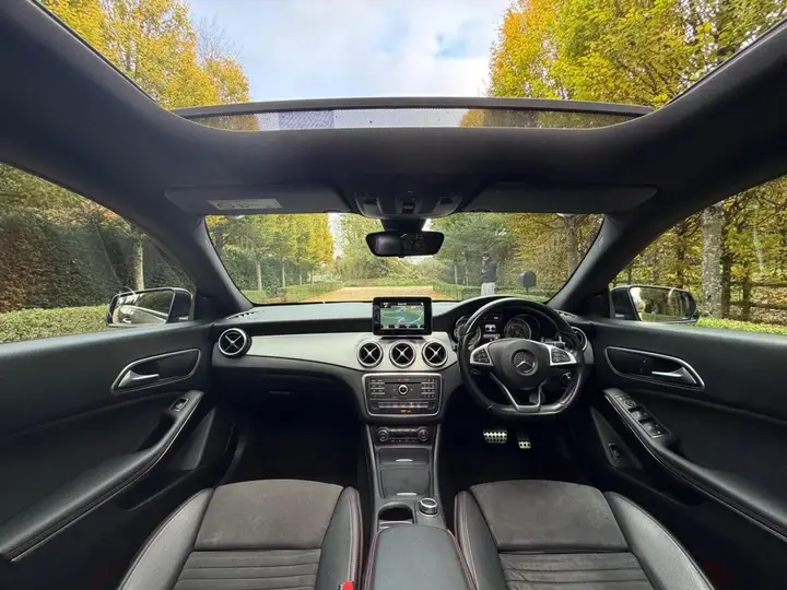 Mercedes-Benz Cla 2016 photo 2